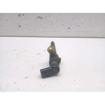 Recambio de inyector para renault scenic ii 1.5 dci diesel referencia OEM IAM 8200380253  