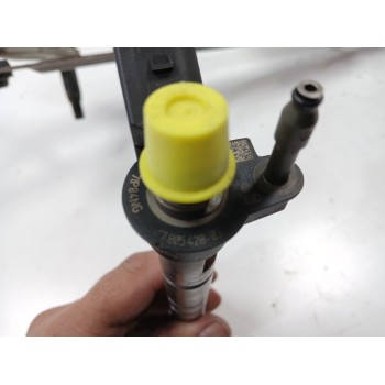 Recambio de inyector para bmw x5 (e70) xdrive 30 d referencia OEM IAM 7805428 0445116024 