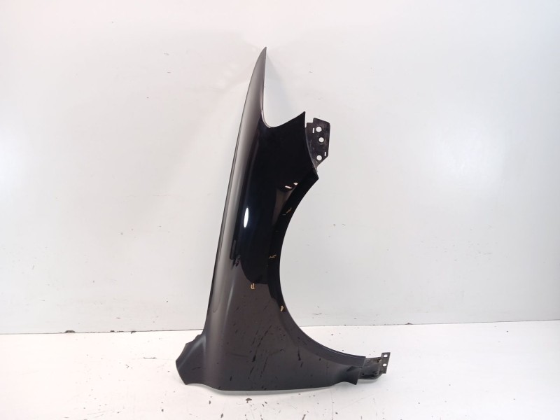 Recambio de aleta delantera derecha para volkswagen touareg (7la, 7l6, 7l7) 2.5 r5 tdi referencia OEM IAM 7L6821102K  