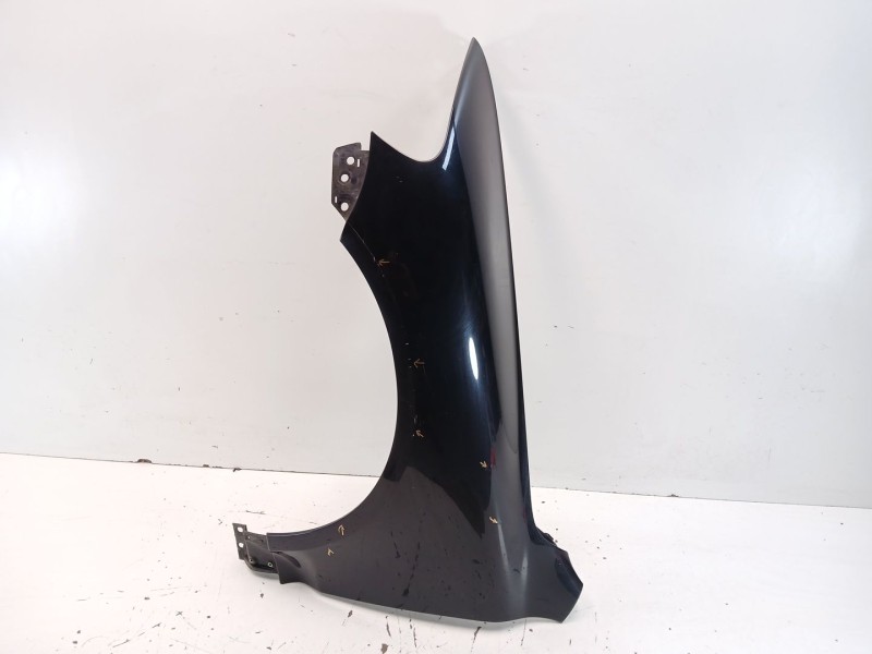 Recambio de aleta delantera izquierda para volkswagen touareg (7la, 7l6, 7l7) 2.5 r5 tdi referencia OEM IAM 7L6821101K  