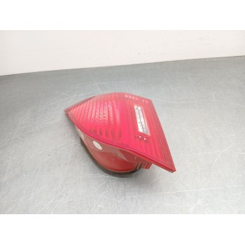 Recambio de piloto trasero derecho interior para kia venga (yn) 1.6 crdi 128 referencia OEM IAM 924061P000  