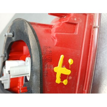 Recambio de piloto trasero derecho interior para kia venga (yn) 1.6 crdi 128 referencia OEM IAM 924061P000  