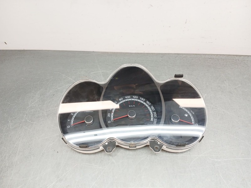 Recambio de cuadro instrumentos para kia venga (yn) 1.6 crdi 128 referencia OEM IAM 940092p580  