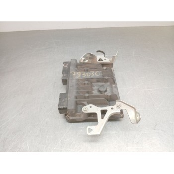 Recambio de centralita motor uce para lexus ux (_aa1_, _ah1_, _ma1_) 250h (mzah10) referencia OEM IAM 8966176230  