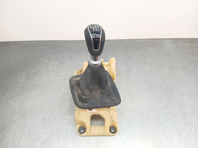 Recambio de pomo palanca cambio para kia cee´d drive referencia OEM IAM 43700a2300 6V 