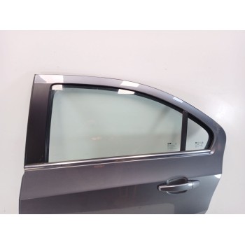 Recambio de puerta trasera izquierda para chevrolet aveo sedán (t300) 1.3 d referencia OEM IAM   