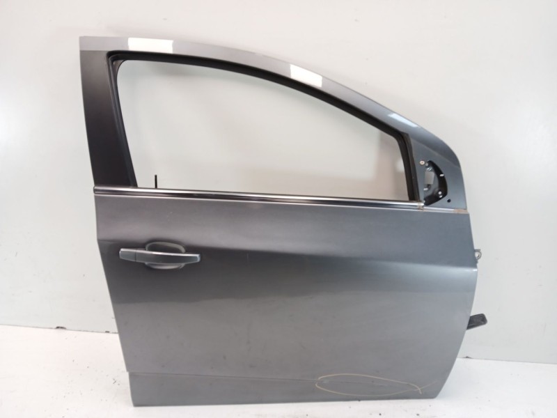 Recambio de puerta delantera derecha para chevrolet aveo sedán (t300) 1.3 d referencia OEM IAM   