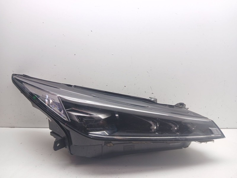 Recambio de faro derecho para mg mg hs (as23) 1.5 t (sas23) referencia OEM IAM 10831598 11655203 