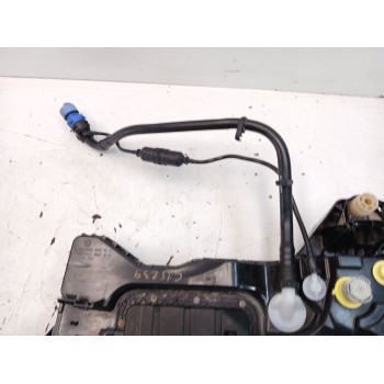 Recambio de deposito adblue para peugeot 308 business line 130 referencia OEM IAM P1002559  P1001677