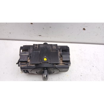 Recambio de mando luces para bmw serie 1 berlina (e81/e87) 118d referencia OEM IAM 693279402 33600102 