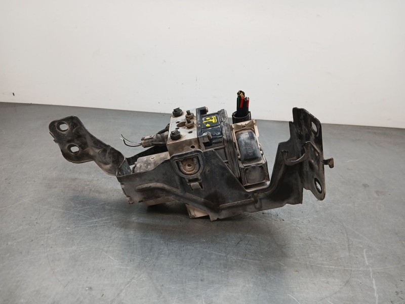Recambio de abs para ford mondeo iii (b5y) 1.8 16v referencia OEM IAM 2S712C405AA 0265225154 