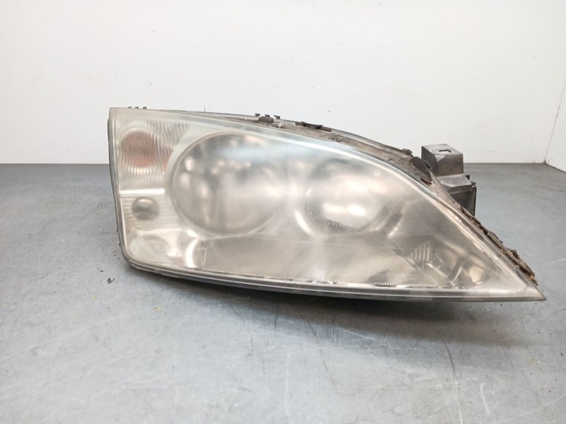 Recambio de faro derecho para ford mondeo iii (b5y) 1.8 16v referencia OEM IAM 1435619 1S7113005AK 