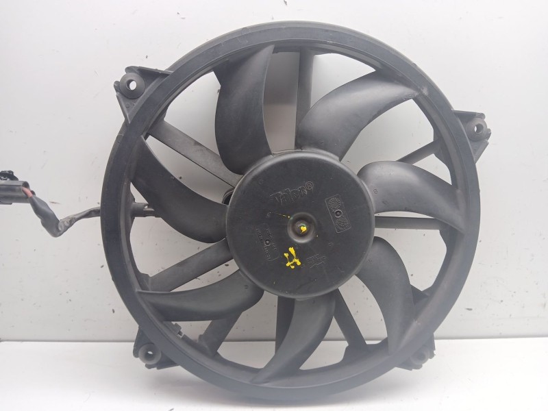 Recambio de electroventilador para citroën c4 ii (nc_) 1.2 thp 130 referencia OEM IAM fc1049874716t  
