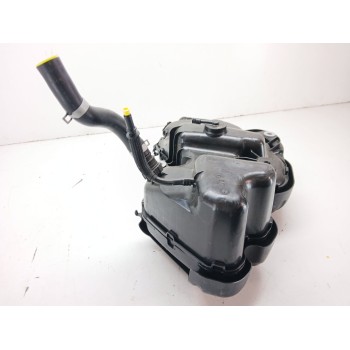 Recambio de deposito adblue para kia ceed (cd) 1.6 crdi 136 referencia OEM IAM 31500J7850  