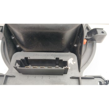 Recambio de motor calefaccion para peugeot 3008 van (mr_, mc_, mj_) puretech 130 (mrhnyh) referencia OEM IAM 647998 p7708005 