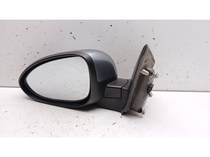 Recambio de retrovisor izquierdo para chevrolet aveo sedán (t300) 1.3 d referencia OEM IAM 95189482  
