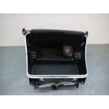 Recambio de consola central para mercedes-benz clase c w205 c200 bluetec referencia OEM IAM A2056800210 PORTAOBJETOS 