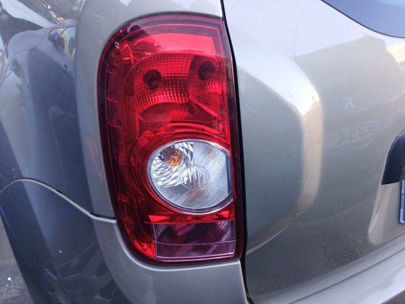 Recambio de piloto trasero izquierdo para dacia duster (hs_) 1.5 dci 4x4 (hsmc, hsmd) referencia OEM IAM 265550035R  