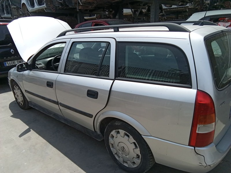 opel astra f classic station wagon (t92) del año 2002