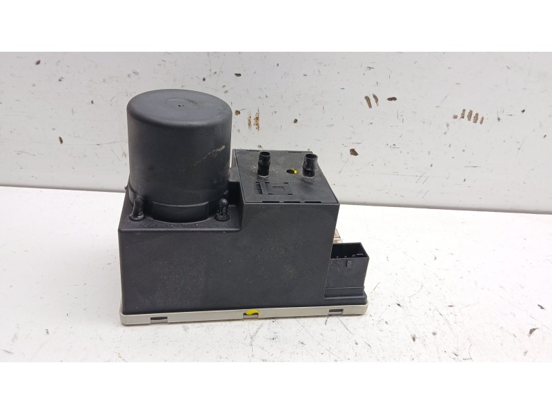 Recambio de bomba cierre centralizado para audi a3 (8l1) 1.8 referencia OEM IAM 8l0862257e  