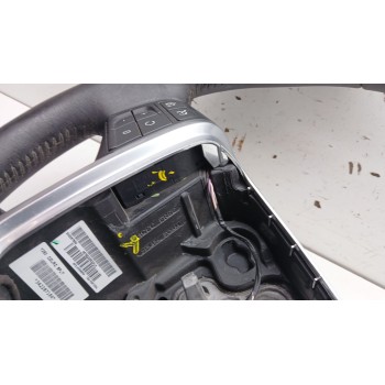 Recambio de volante para volvo v40 hatchback (525) d2 referencia OEM IAM 34220709a p3145089 