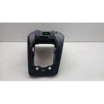 Recambio de sistema audio / radio cd para volvo v40 hatchback (525) d2 referencia OEM IAM 3311184y5cs  