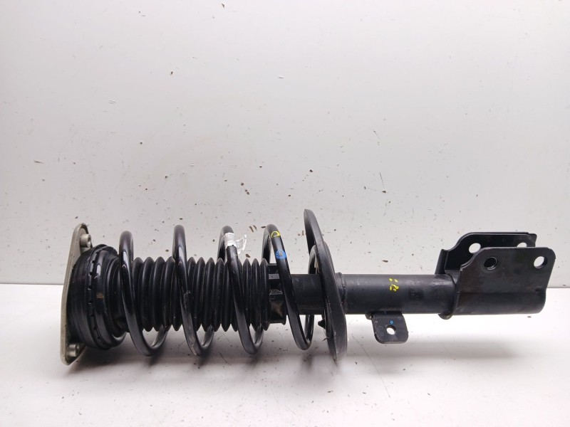 Recambio de amortiguador delantero derecho para peugeot rifter 1.5 bluehdi 130 referencia OEM IAM 9826260680  