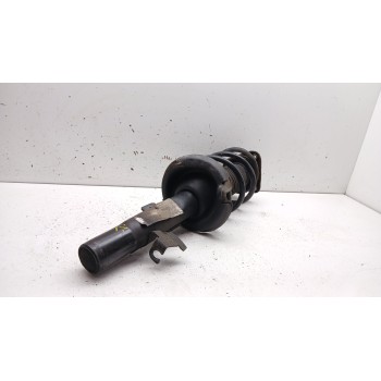 Recambio de amortiguador delantero derecho para volvo v40 hatchback (525) d2 referencia OEM IAM p31387748  