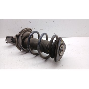 Recambio de amortiguador delantero derecho para volvo v40 hatchback (525) d2 referencia OEM IAM p31387748  