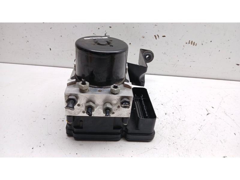 Recambio de abs para volvo v40 hatchback (525) d2 referencia OEM IAM p31423315 10021210094 