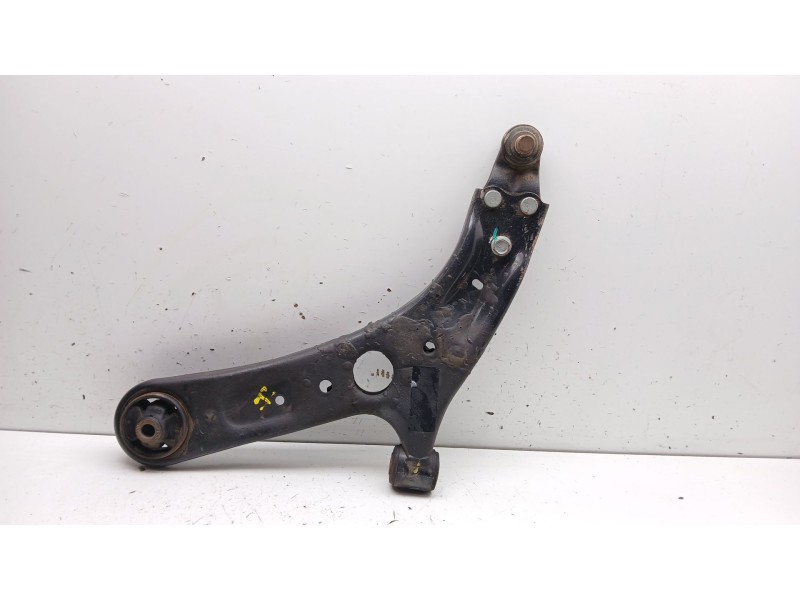 Recambio de brazo suspension inferior delantero izquierdo para kia cee´d drive referencia OEM IAM   