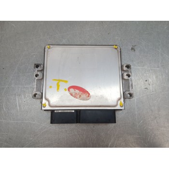 Recambio de centralita motor uce para chevrolet cruze (j300) 2.0 cdi referencia OEM IAM 25189959  
