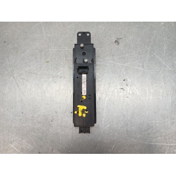 Recambio de mando elevalunas delantero derecho para mercedes-benz vito (w638) caja cerrada referencia OEM IAM A6395451413  