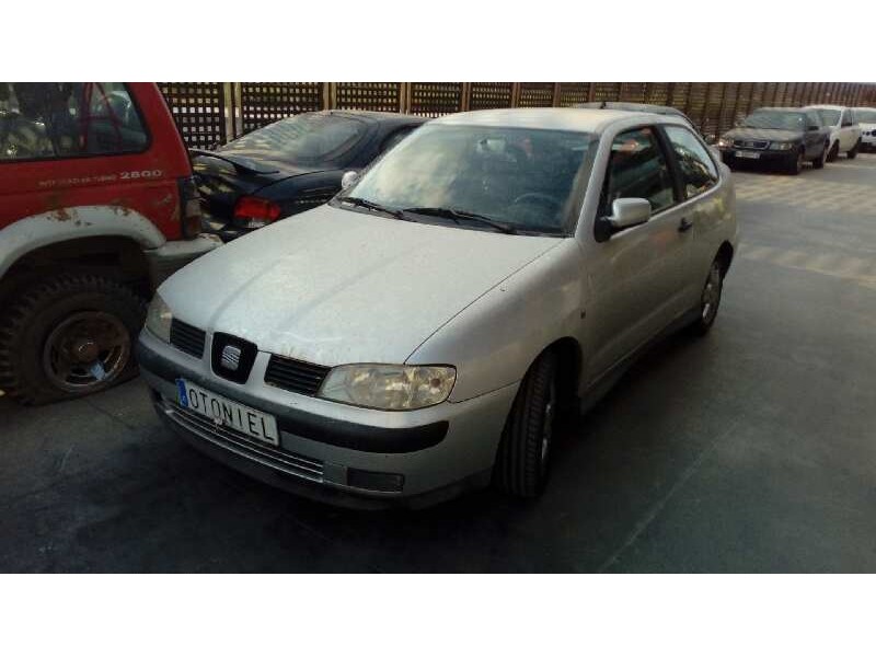 SEAT CORDOBA BERLINA (6K2)