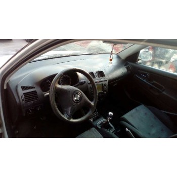 seat cordoba berlina (6k2) del año 2001