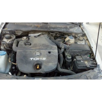 seat cordoba berlina (6k2) del año 2001