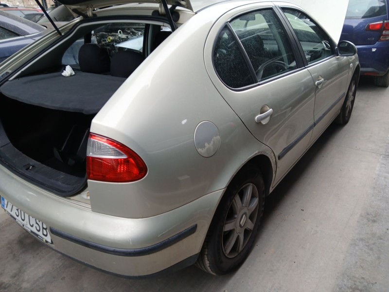 SEAT LEON (1M1)