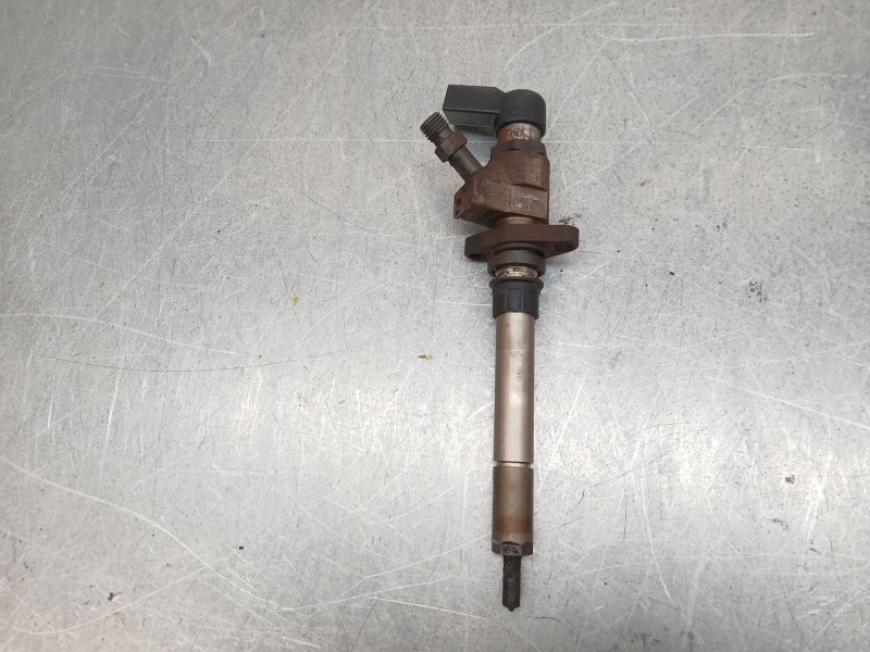 Recambio de inyector para ford focus c-max (dm2) 2.0 tdci referencia OEM IAM 96571144580  