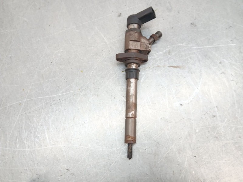 Recambio de inyector para ford focus c-max (dm2) 2.0 tdci referencia OEM IAM 96571144580  
