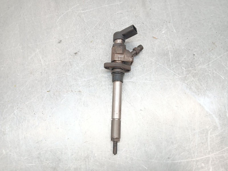 Recambio de inyector para ford focus c-max (dm2) 2.0 tdci referencia OEM IAM 96571144580  