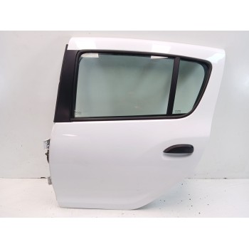 PUERTA TRASERA IZQUIERDA 821017625R 