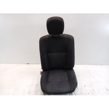 ASIENTO DELANTERO IZQUIERDO 