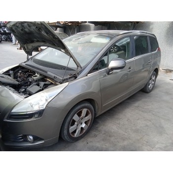 peugeot 5008 (0u_, 0e_) del año 2012