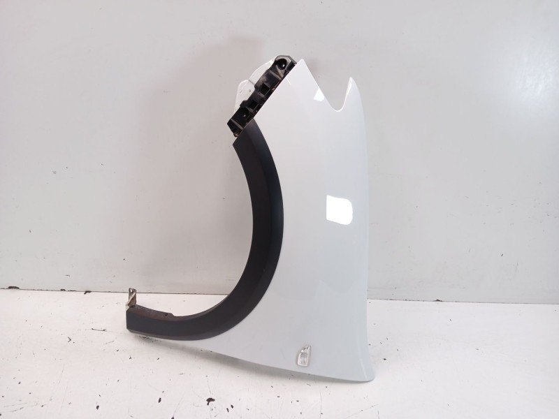 Recambio de aleta delantera izquierda para dacia sandero ii (b8_) tce 90 (b8m1, b8ma) referencia OEM IAM 631019973R  