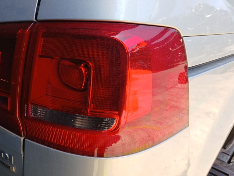 Recambio de piloto trasero derecho para volkswagen sharan (7n1, 7n2) 2.0 tdi 4motion referencia OEM IAM   