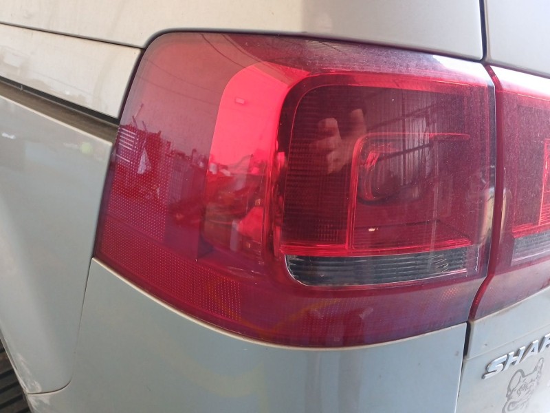 Recambio de piloto trasero izquierdo para volkswagen sharan (7n1, 7n2) 2.0 tdi 4motion referencia OEM IAM   