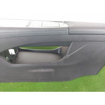 Recambio de apoyabrazos central para omoda 5 referencia OEM IAM   