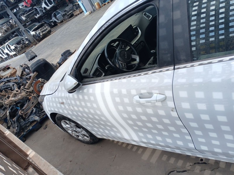 Recambio de puerta delantera izquierda para kia ceed (cd) 1.6 crdi 136 referencia OEM IAM   