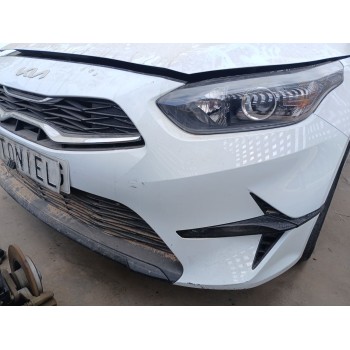 Recambio de paragolpes delantero para kia ceed (cd) 1.6 crdi 136 referencia OEM IAM   