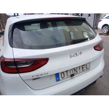 Recambio de porton trasero para kia ceed (cd) 1.6 crdi 136 referencia OEM IAM   